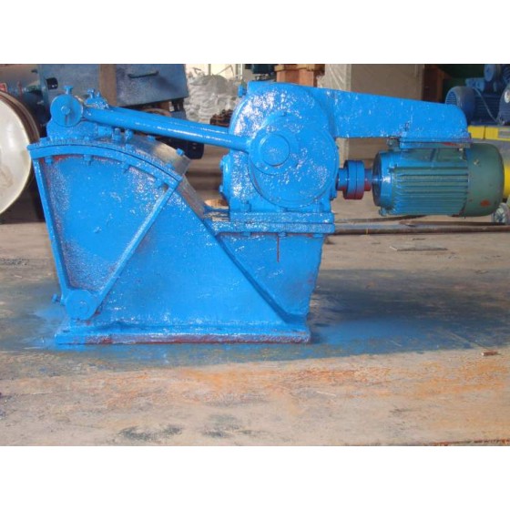 振り子式フィーダー